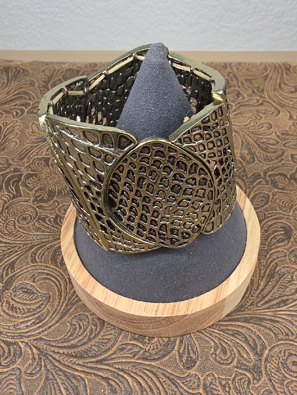 Vintage Bold Gold Textured Lattice Statement Stretch Wide Bracelet